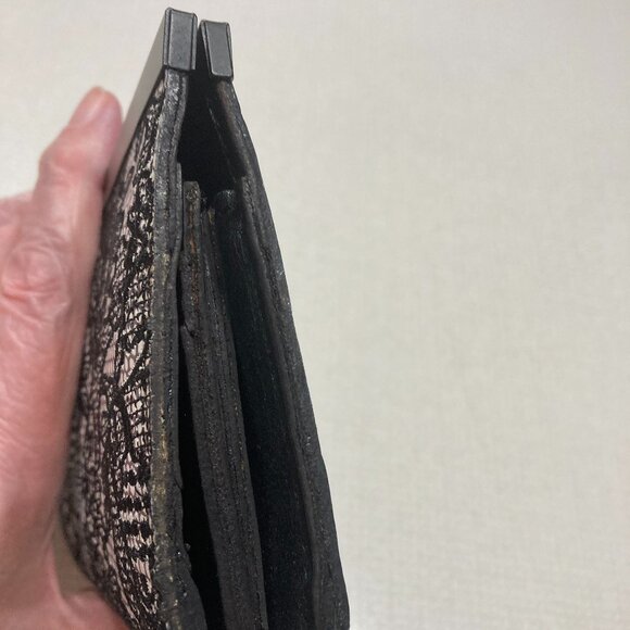 NWOT Patricia Nash Leather Cauchy Style Chantilly Lace Wallet - Picture 5 of 8